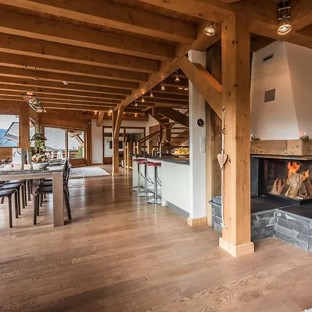 Chalet Omaroo Ii - By Emerald Morzine